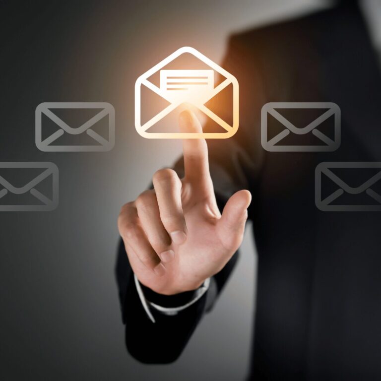 Twoje maile trafiają do SPAM-u? Otwieralność jest niska?